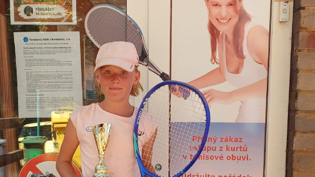 Skvělá jízda našich babytenistů: Darja Pavla ovládla turnaj v Chomutově!